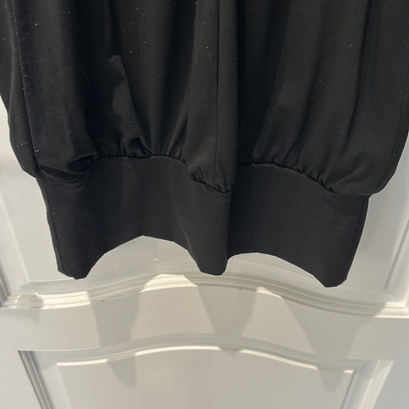 Beautiful Black mini dress - Picture 4 of 6